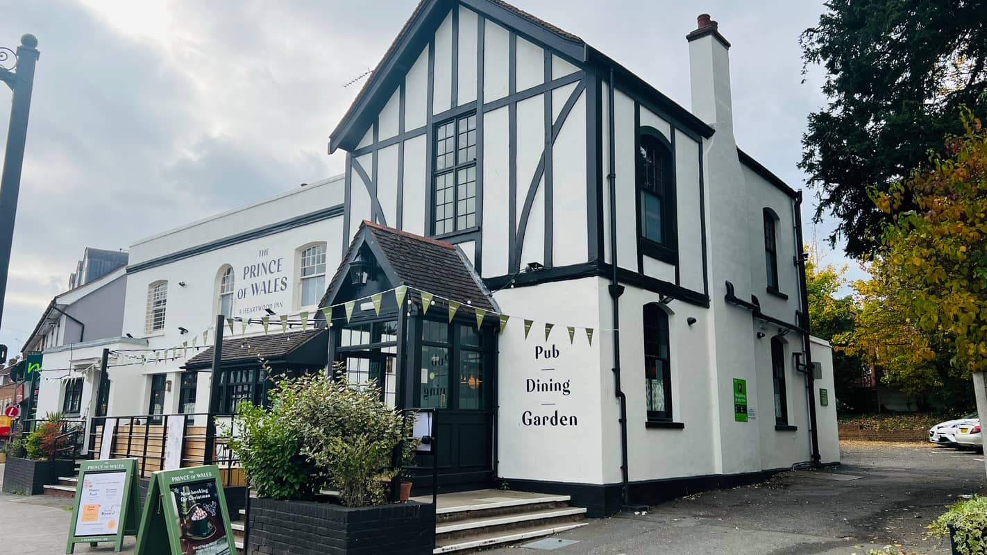 The Prince of Wales 2 Church Hill Rd, London, East Barnet EN4 8TB